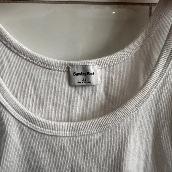 Sunday Best Ribbed Cropped Tank - Picture 2 of 4